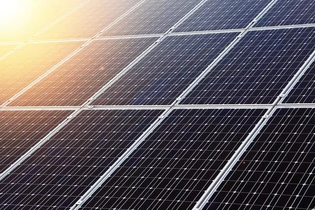 Comment protéger vos appareils électroniques des surtensions ?